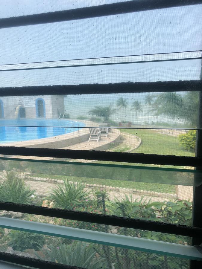 Biriwa Beach Hotel Extérieur photo